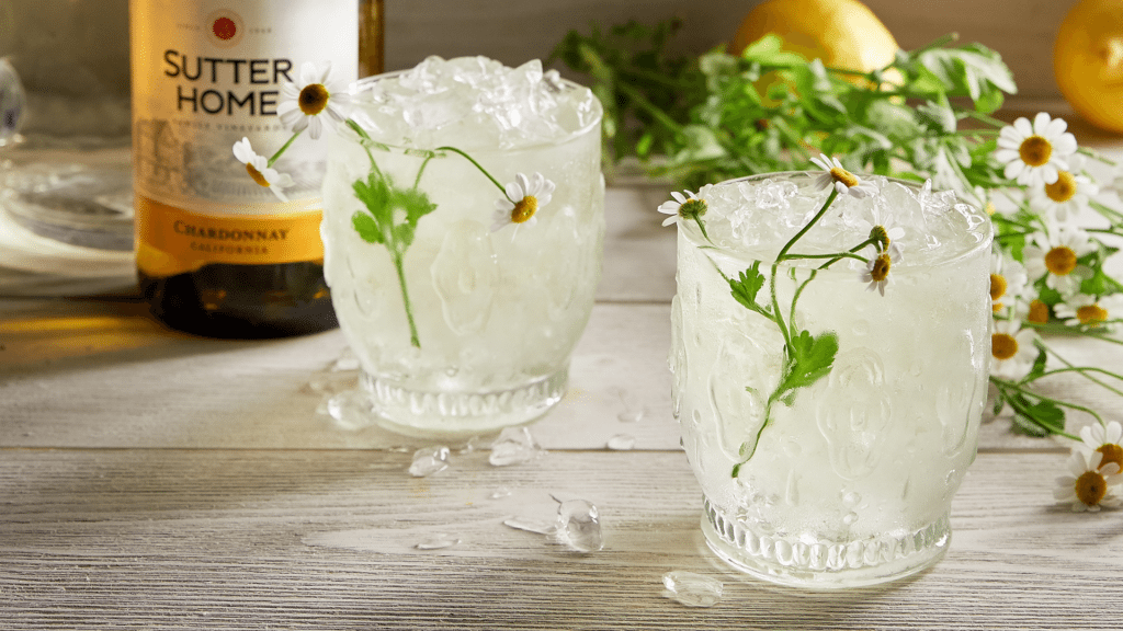 Welcome Home Spring With Our Sutter Home Chardonnay Daisy Cocktail - Sutter Home Family Vineyards