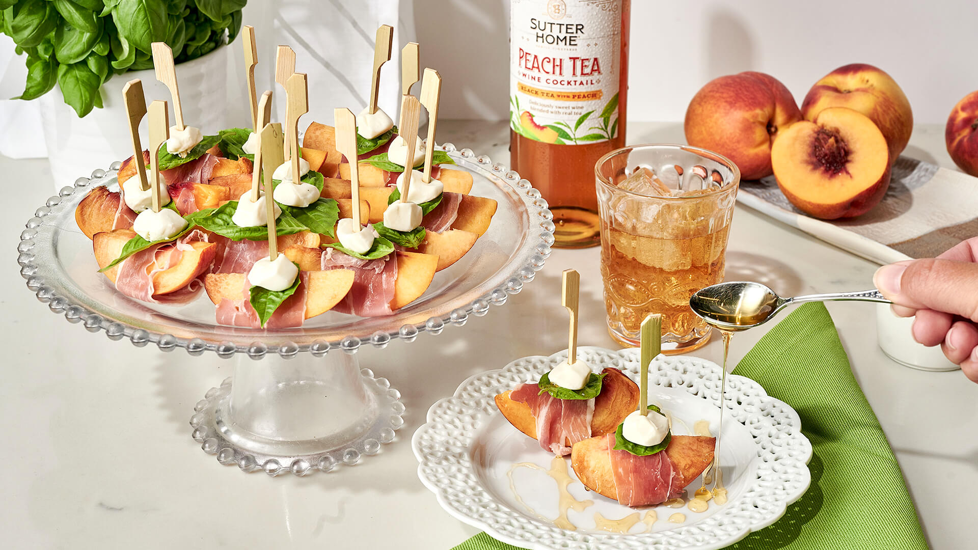 PEACH AND PROSCIUTTO WITH BASIL AND FRESH MOZZARELLA BALLS